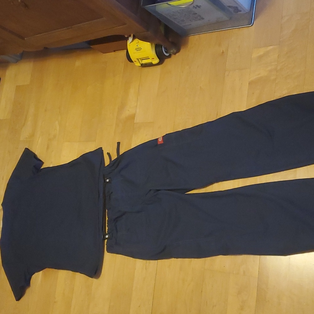 Dickies Navy Scrubs Set Top & Bottoms S - Picture 2 of 4